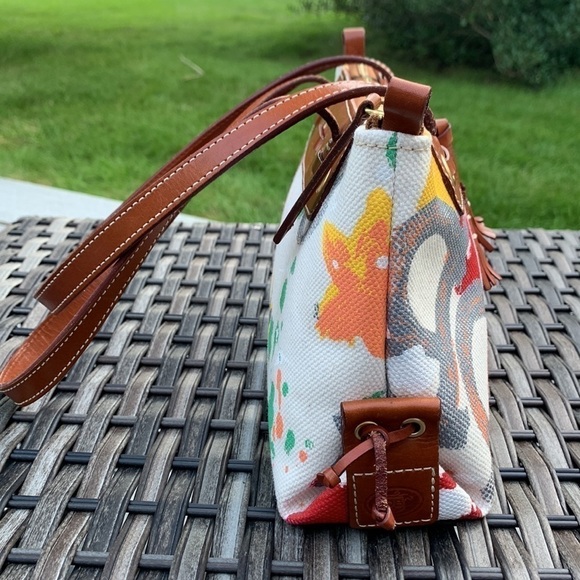DOONEY & Bourke Painted Canvas Graffiti Shoulder Bag with Leather Trim - Picture 3 of 15